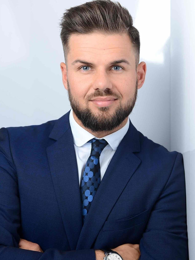 roman dworniczak.800x1065